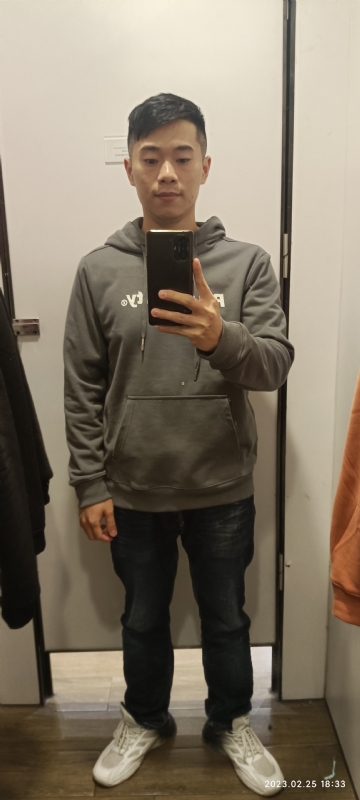 酷酷的少年的第一张照片--滨州相亲服务中心