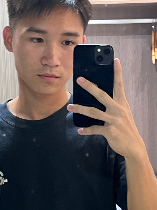 画家的第二张照片--滨州相亲服务中心