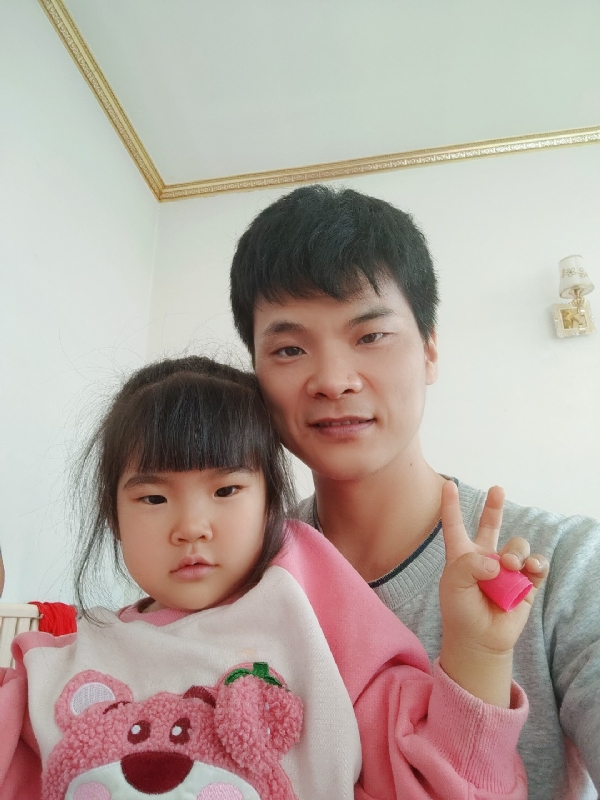 离异脱单的第一张照片--滨州相亲服务中心