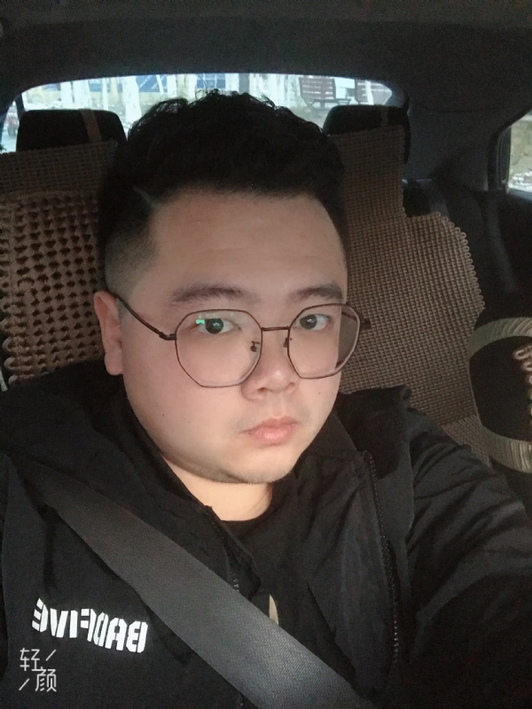 欢笑的第一张照片--滨州相亲服务中心