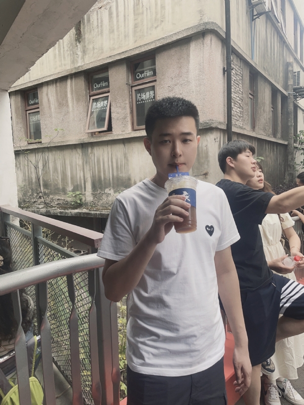 尚龙的第二张照片--滨州相亲服务中心