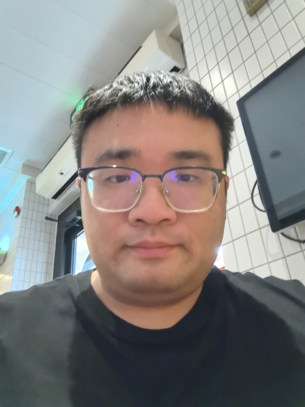 君临天下的第三张照片--滨州相亲服务中心