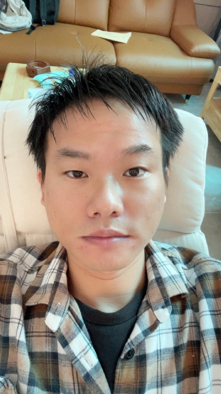 向日葵的第一张照片--滨州相亲服务中心