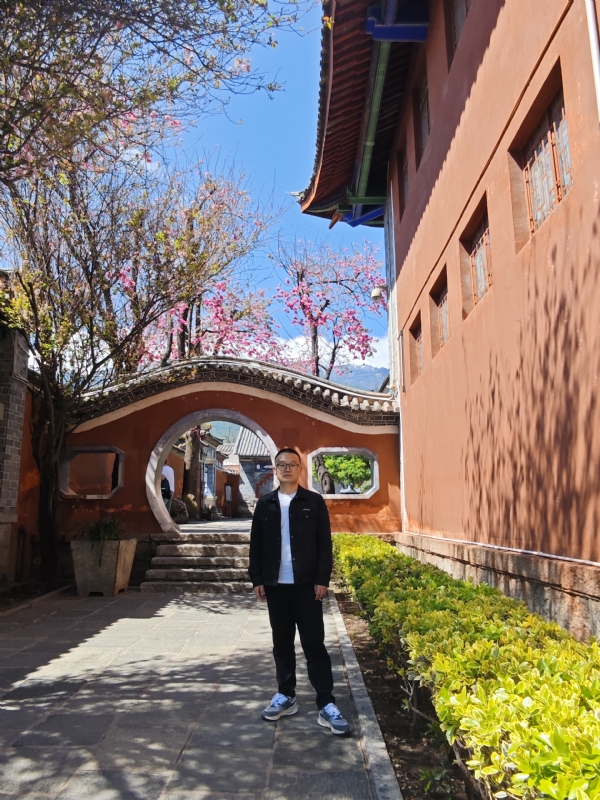 简单的第一张照片--滨州相亲服务中心