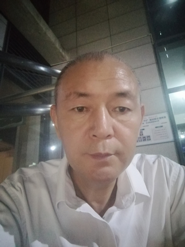 老李的第一张照片--滨州相亲服务中心