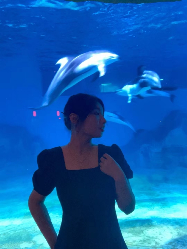 在水一方的第一张照片--滨州相亲服务中心