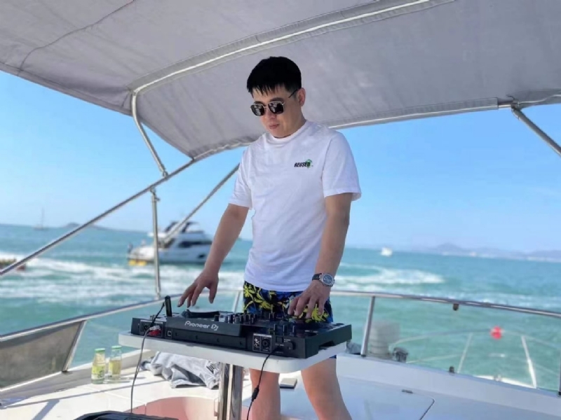 魔盒的第一张照片--滨州相亲服务中心