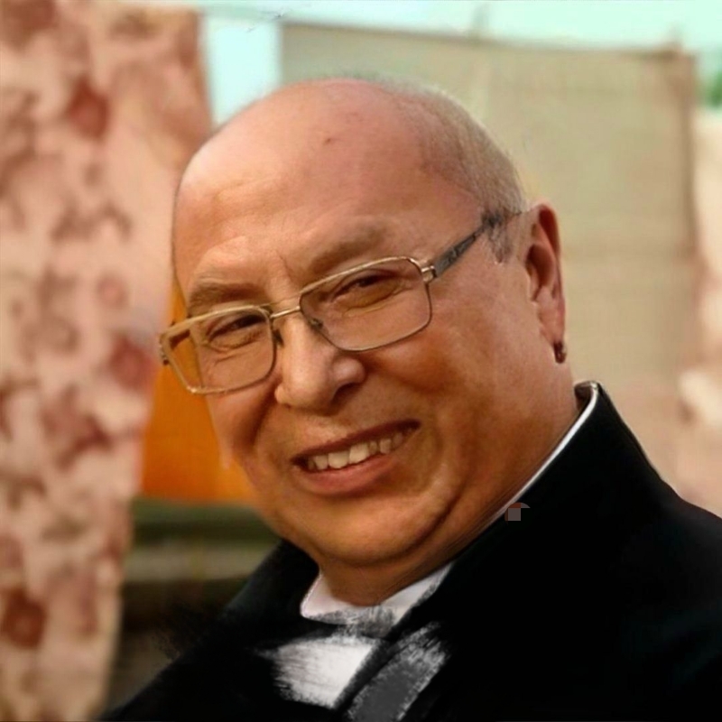 牵着猪儿看秀儿的第一张照片--滨州相亲服务中心