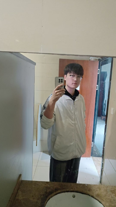 高大毛的第一张照片--滨州相亲服务中心