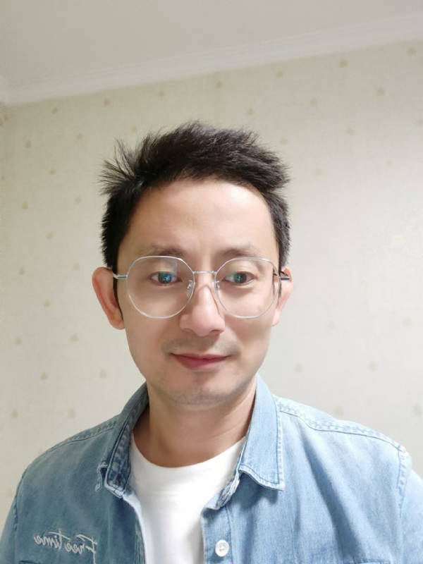 飘逸的第二张照片--滨州相亲服务中心