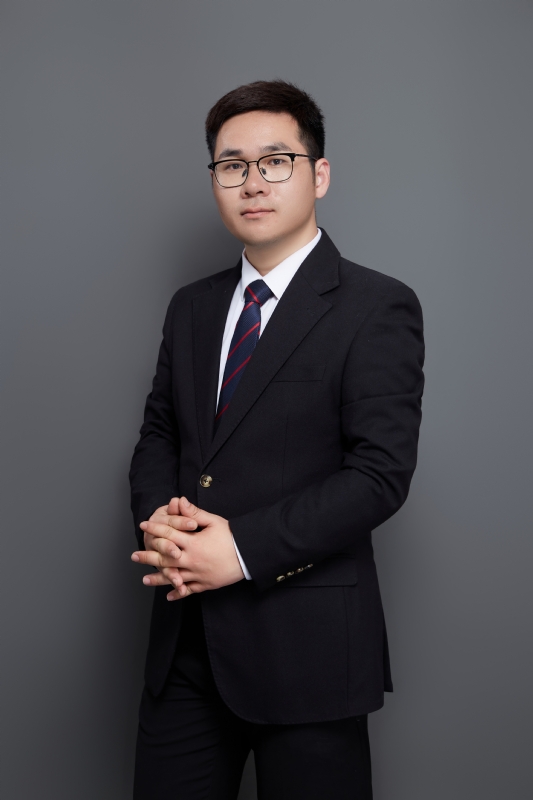 认真的第二张照片--滨州相亲服务中心