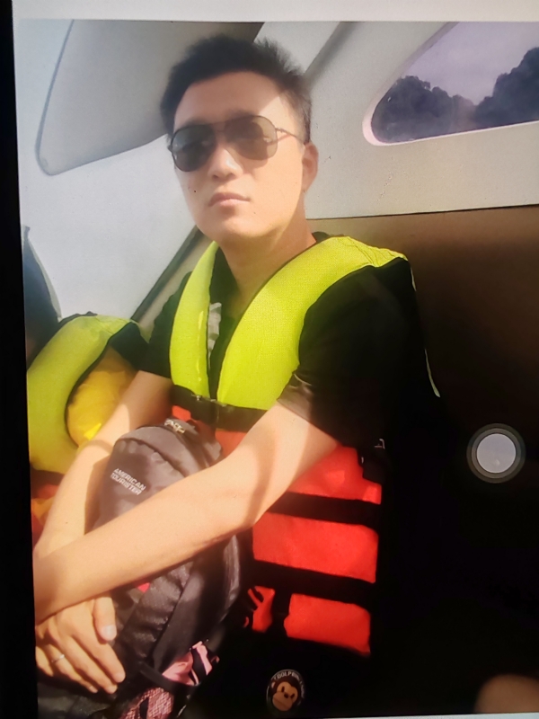 座看烟霞散的第一张照片--滨州相亲服务中心