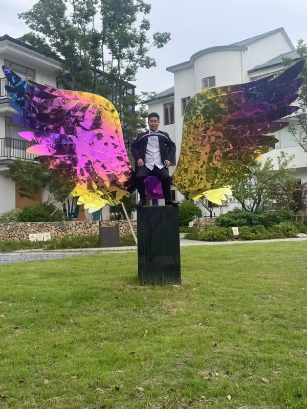 缘遇的第一张照片--滨州相亲服务中心