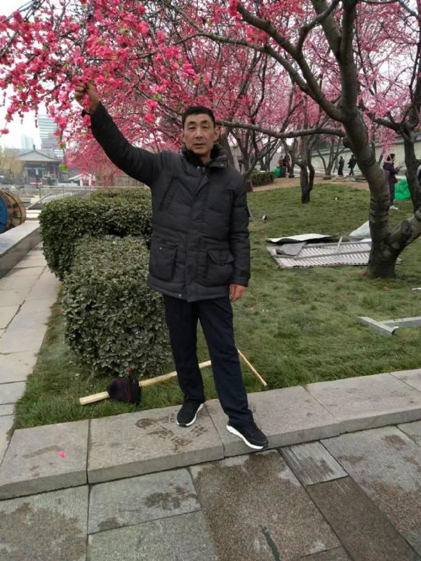 风雨的第一张照片--滨州相亲服务中心