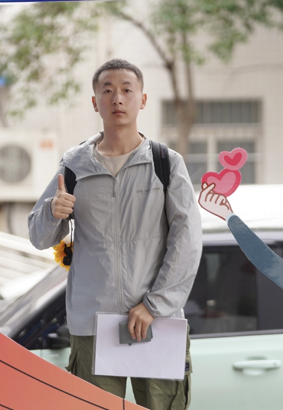 当下的第一张照片--滨州相亲服务中心