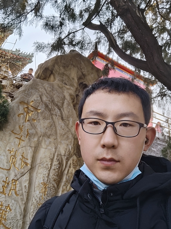 小徐要努力的第一张照片--滨州相亲服务中心