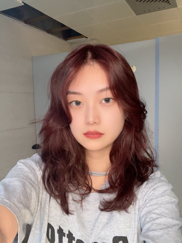 Holy的第二张照片--滨州相亲服务中心