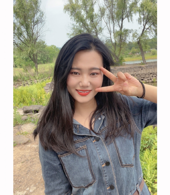 月亮的第一张照片--滨州相亲服务中心