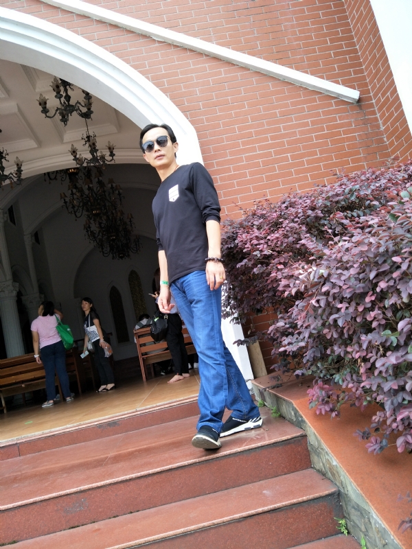 易进的第二张照片--滨州相亲服务中心