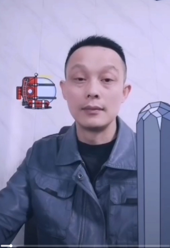 易进的第三张照片--滨州相亲服务中心