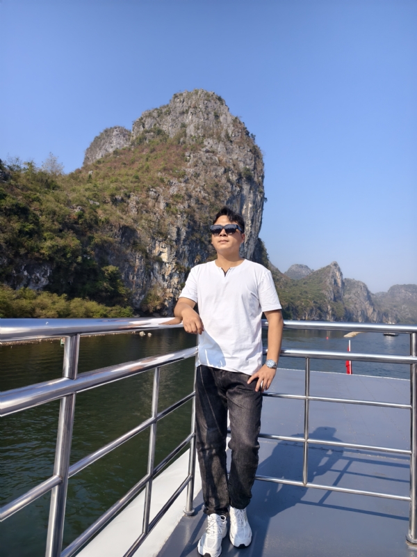 墨痕的第二张照片--滨州相亲服务中心