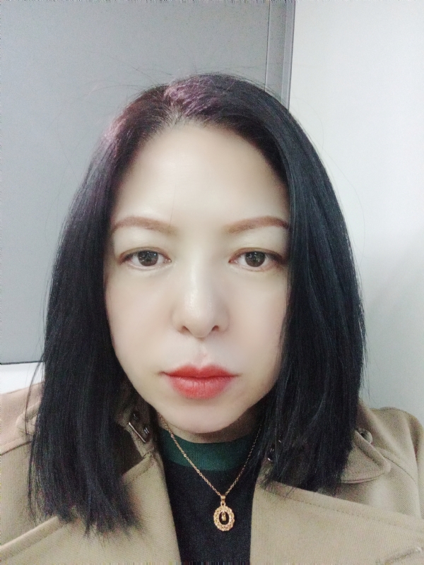 尘颜的第一张照片--滨州相亲服务中心