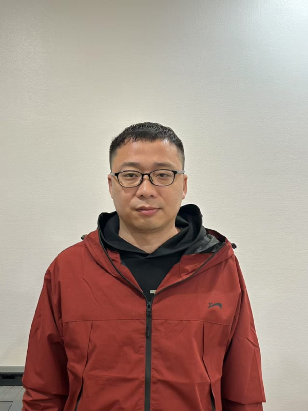 小石头的第二张照片--滨州相亲服务中心