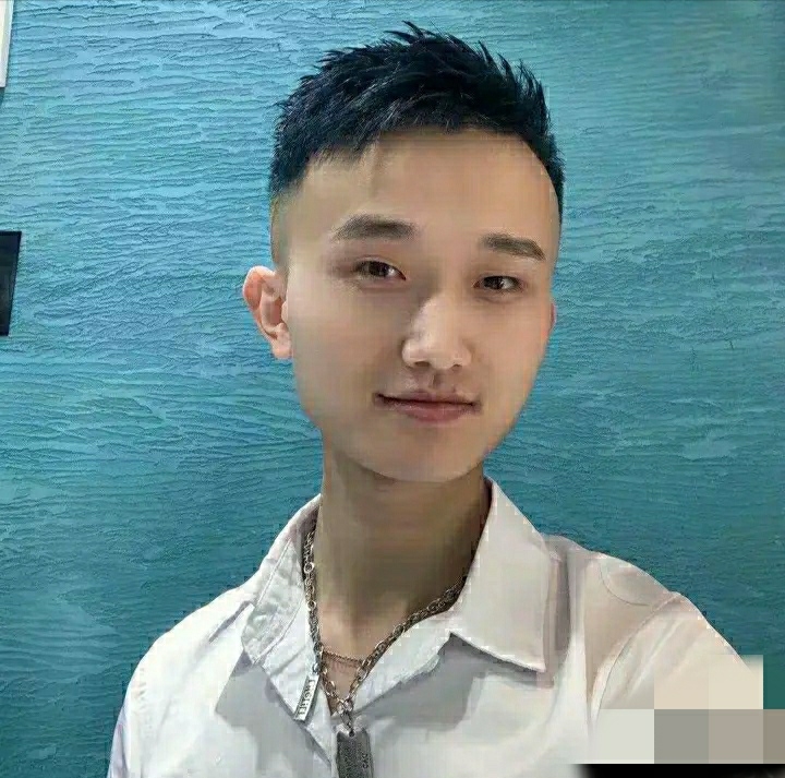 小哥哥的第一张照片--滨州相亲服务中心