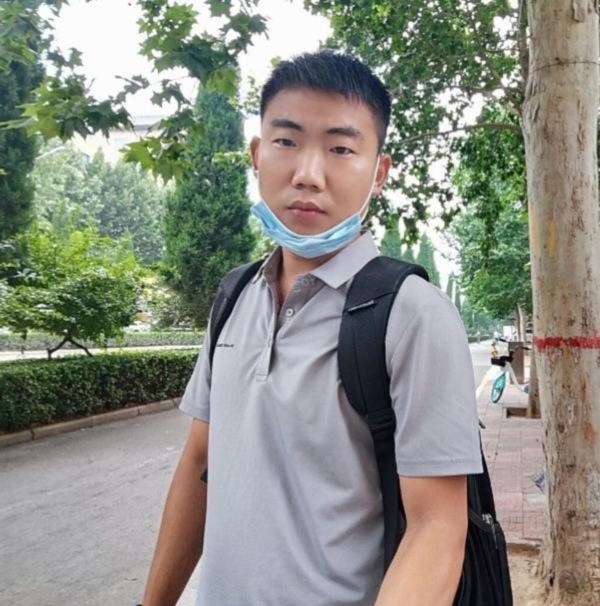 90年男征婚的第一张照片--滨州相亲服务中心