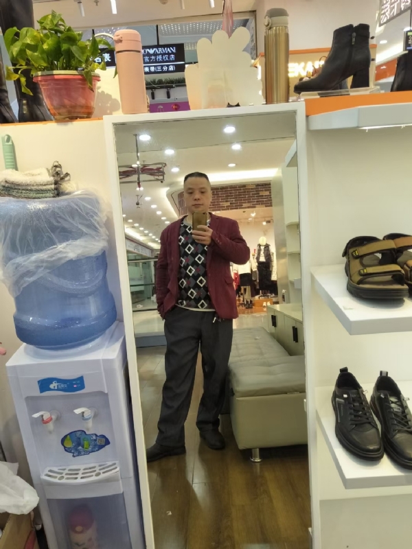 真诚征婚的第四张照片--滨州相亲服务中心