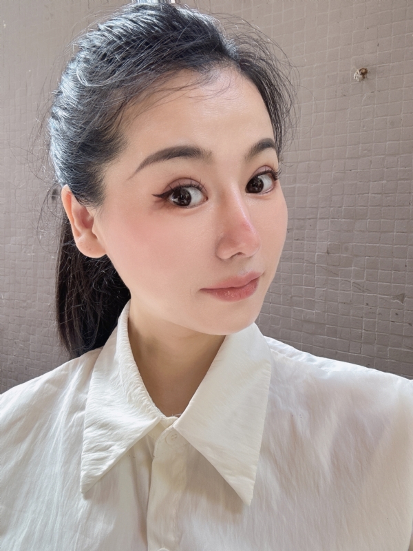 金莉的第二张照片--滨州相亲服务中心