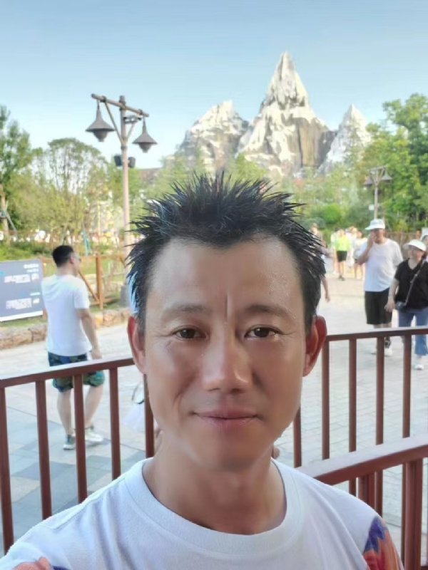 艾氏涂料博的第一张照片--滨州相亲服务中心