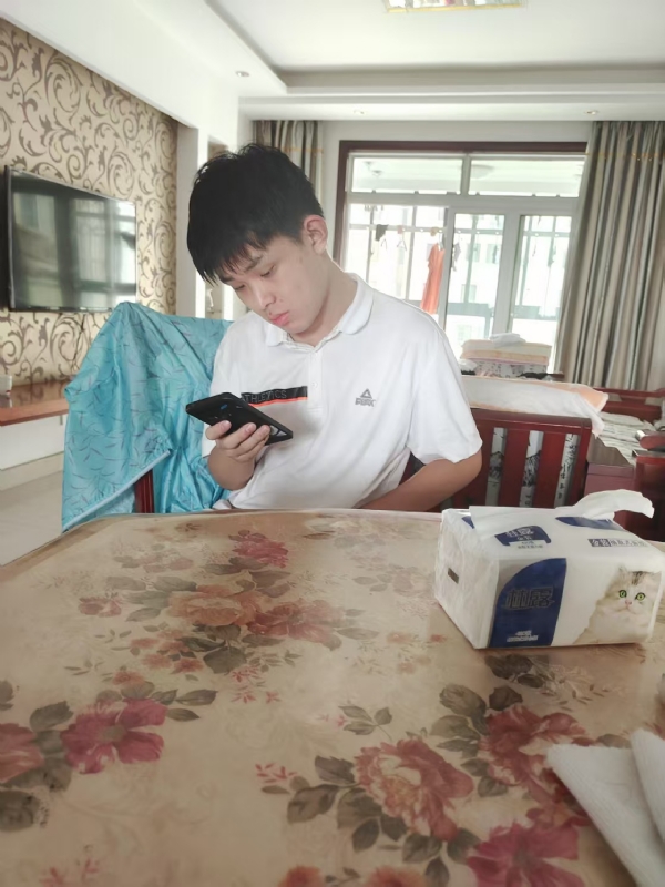 铁在烧的第一张照片--滨州相亲服务中心