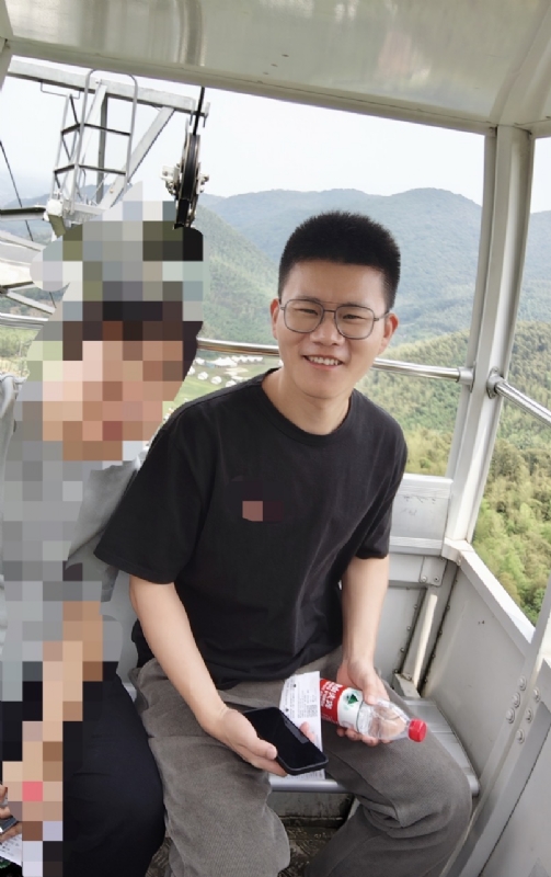 奔奔笨笨的第一张照片--滨州相亲服务中心