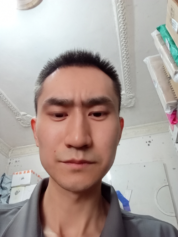 西门吹雪的第一张照片--滨州相亲服务中心