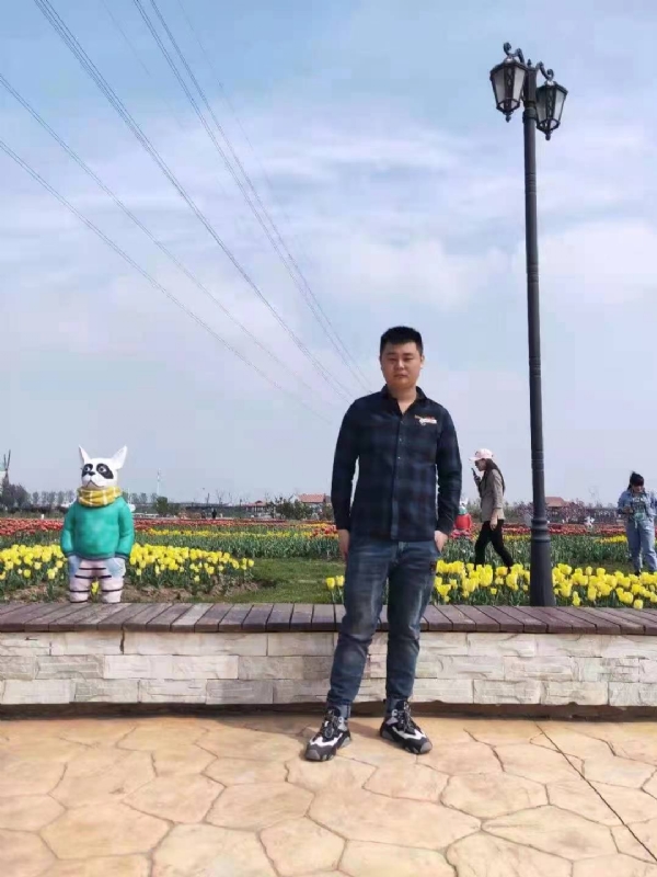 海阔天空的第一张照片--滨州相亲服务中心