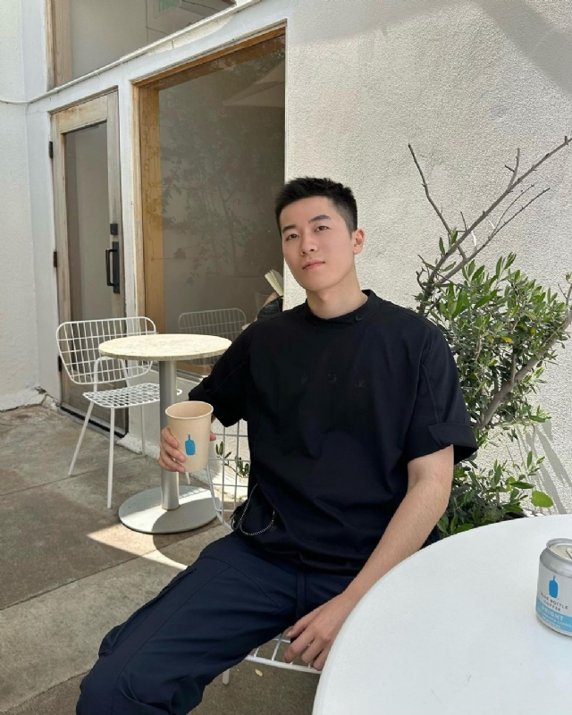 VV的第二张照片--滨州相亲服务中心