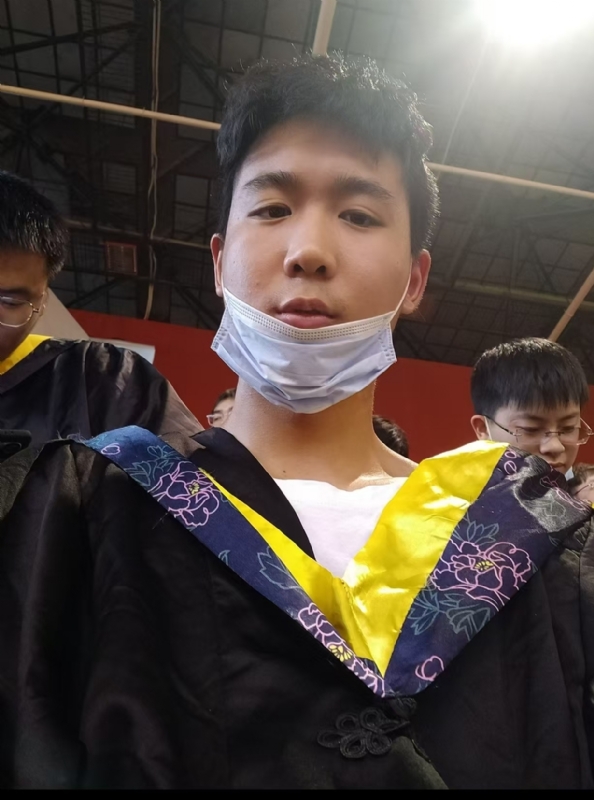 落落大方的第一张照片--滨州相亲服务中心