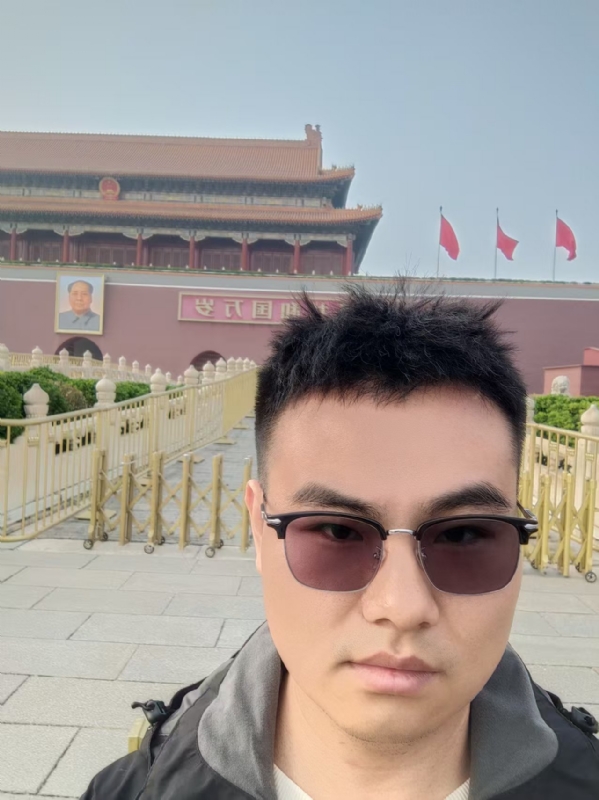 喧嚣的风的第一张照片--滨州相亲服务中心