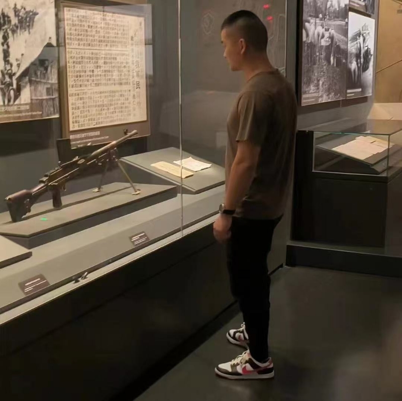 霸气的第一张照片--滨州相亲服务中心