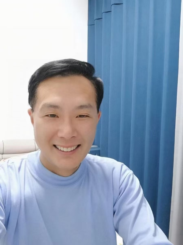 枫叶的第三张照片--滨州相亲服务中心