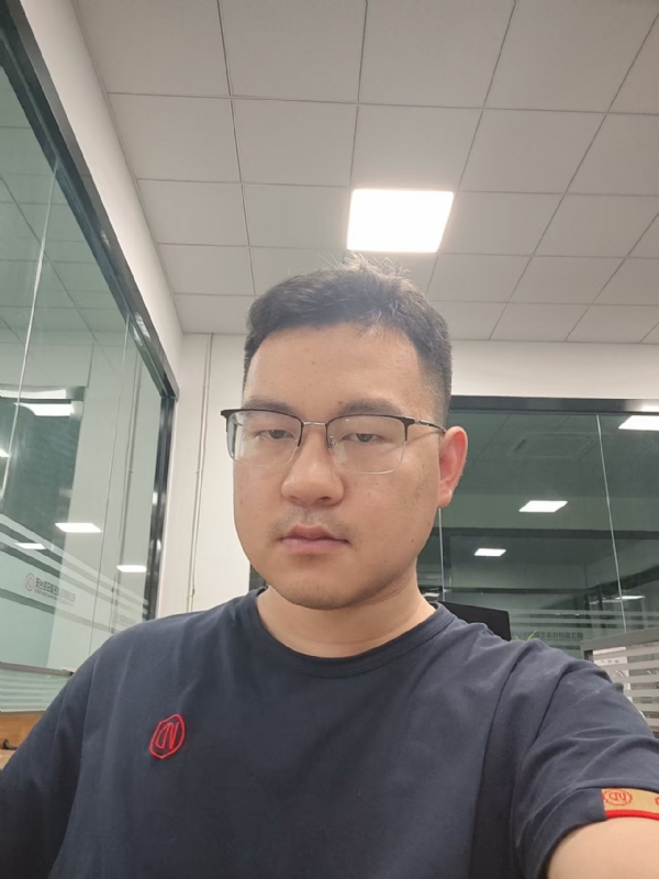 雨落浅响的第一张照片--滨州相亲服务中心