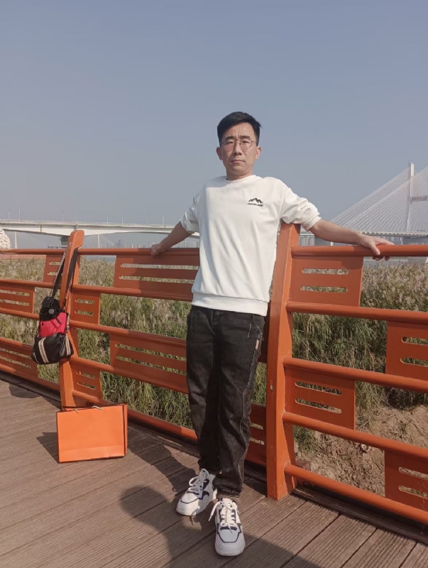 黑白的第一张照片--滨州相亲服务中心