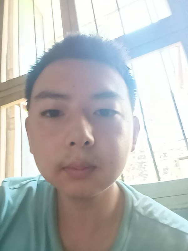 小黄的第二张照片--滨州相亲服务中心