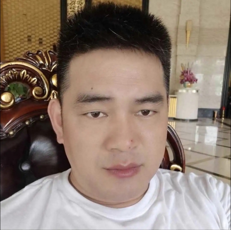 随风的第一张照片--滨州相亲服务中心