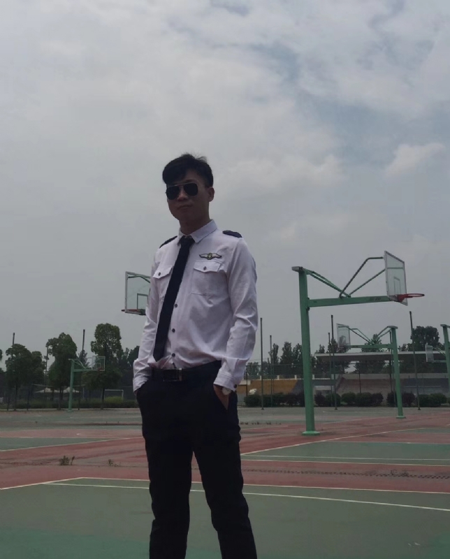 小贺的第一张照片--滨州相亲服务中心