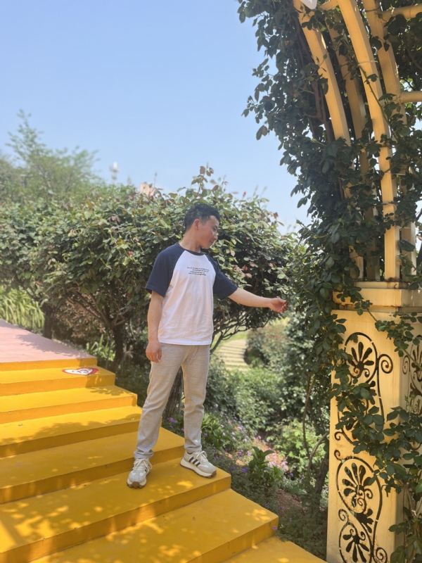 罗湘的第一张照片--滨州相亲服务中心