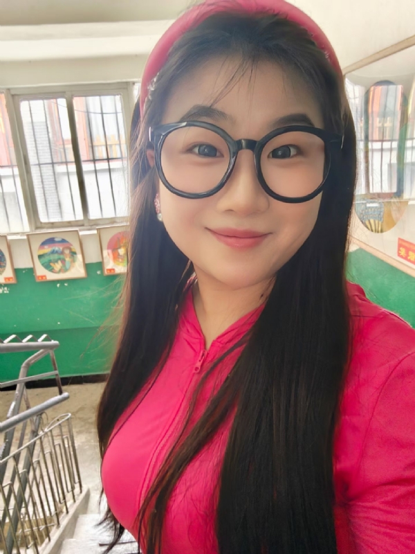 颂宜的第一张照片--滨州相亲服务中心