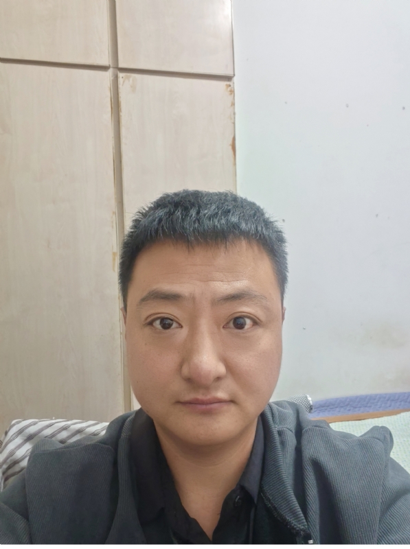 追爱大叔的第一张照片--滨州相亲服务中心