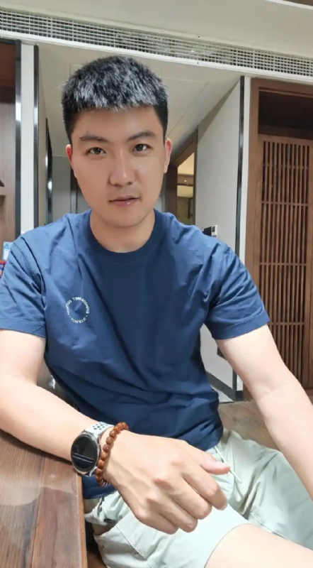 大鹏展翅的第二张照片--滨州相亲服务中心